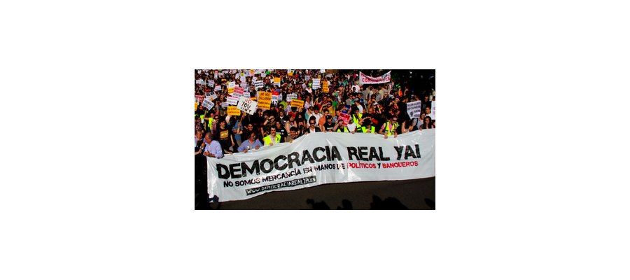 Image:LYON : Tahrir, Puerta del Sol, Bellecour...