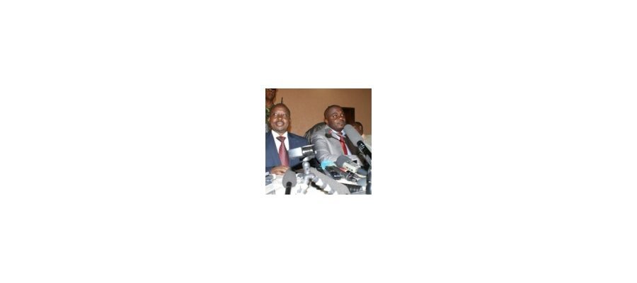 Image:M23 : point presse de Jean-Marie Runiga (27/11/2012)